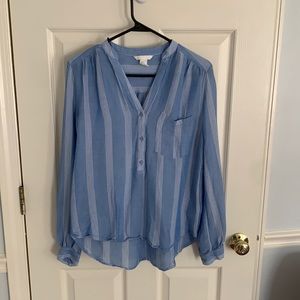 H&M hi-lo blouse. Like new condition.